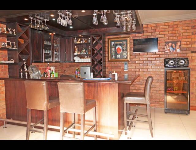 4 BEDROOM HOUSE SOLD IN MEYERSDAL
